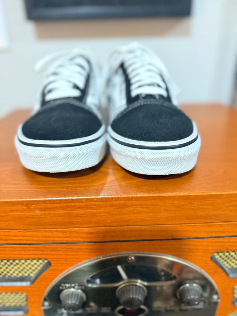 Vans Old Skool Black&White Suede Canvas Skate Shoes Womens 8.5 skulls tattoo - Picture 3 of 5